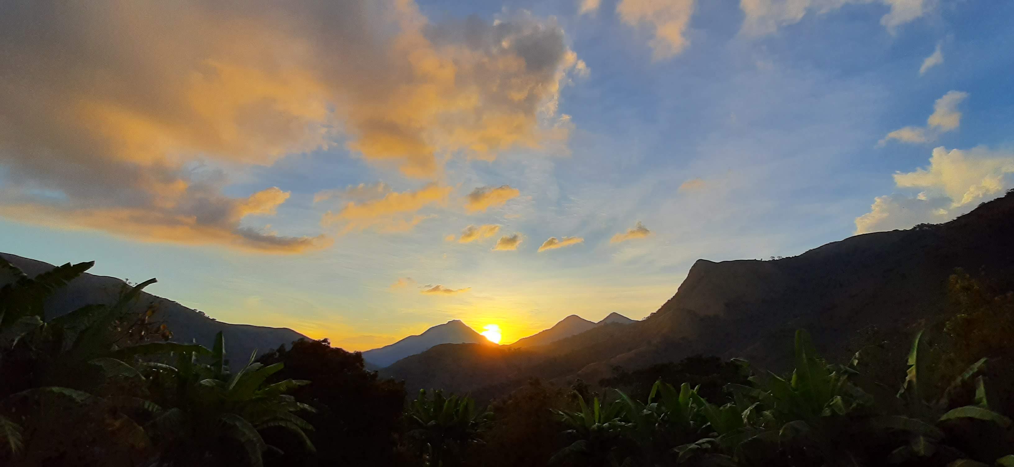 Salida del sol Sierra Nevada